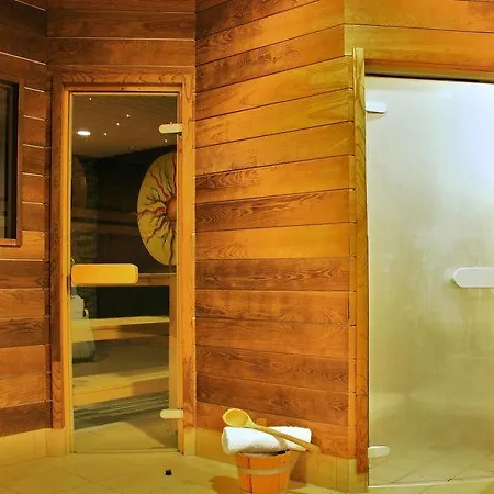 Sleeps 18 Pool Wifi Kollnburg